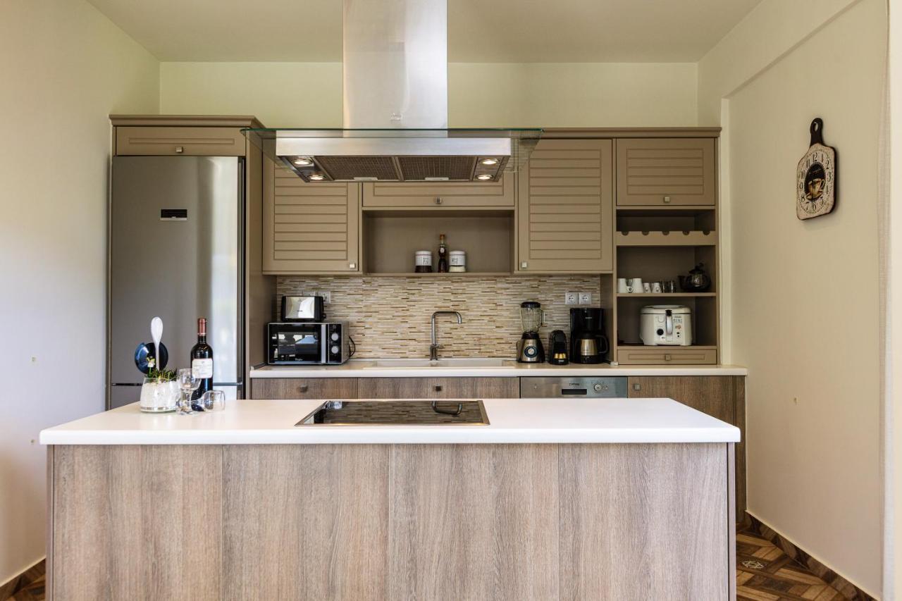 Alonia Villa, Refined Living With 50M2 Private Pool, By Thinkvilla Melidhónion エクステリア 写真