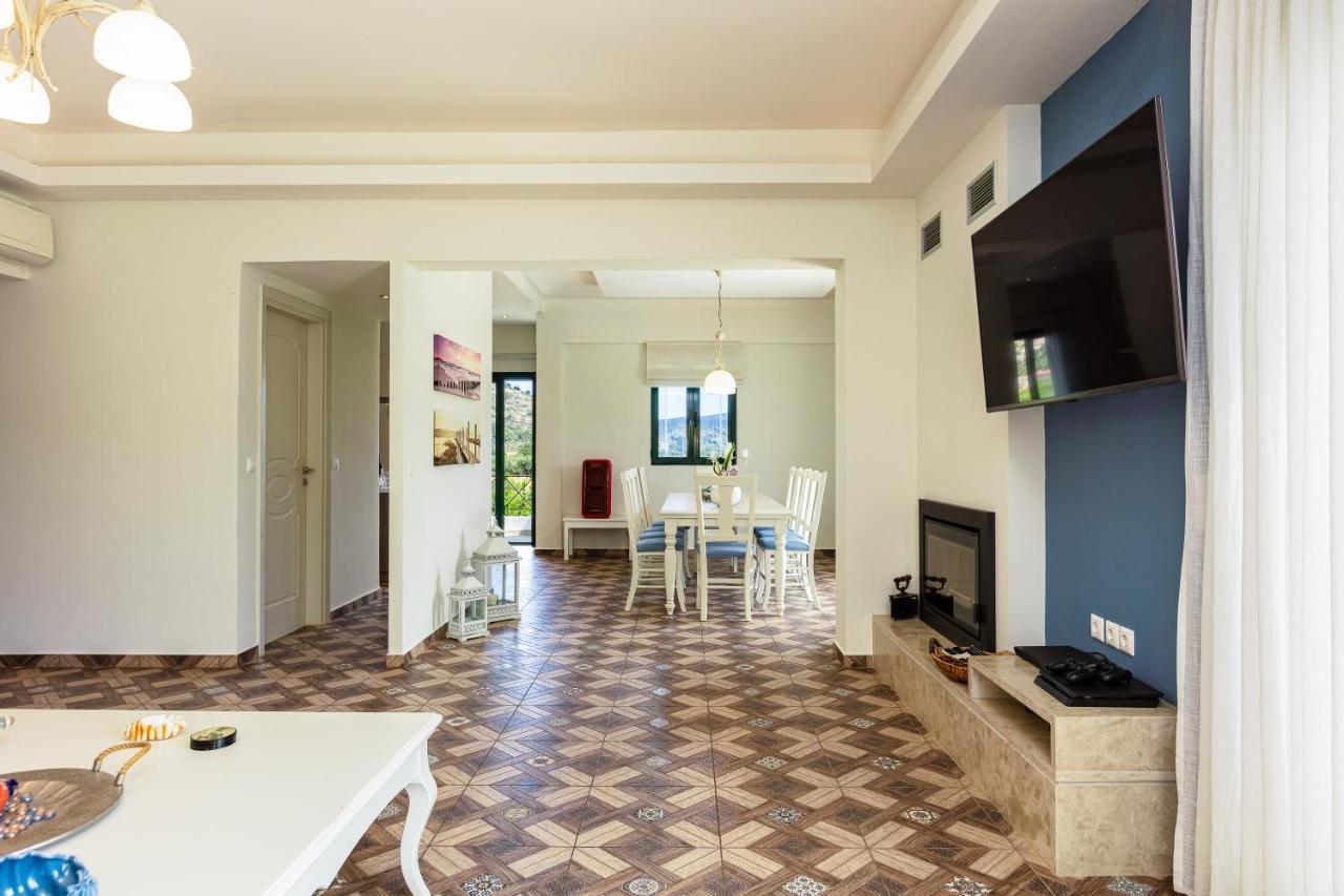 Alonia Villa, Refined Living With 50M2 Private Pool, By Thinkvilla Melidhónion エクステリア 写真