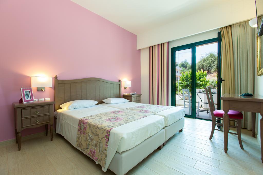 Alonia Villa, Refined Living With 50M2 Private Pool, By Thinkvilla Melidhónion 部屋 写真